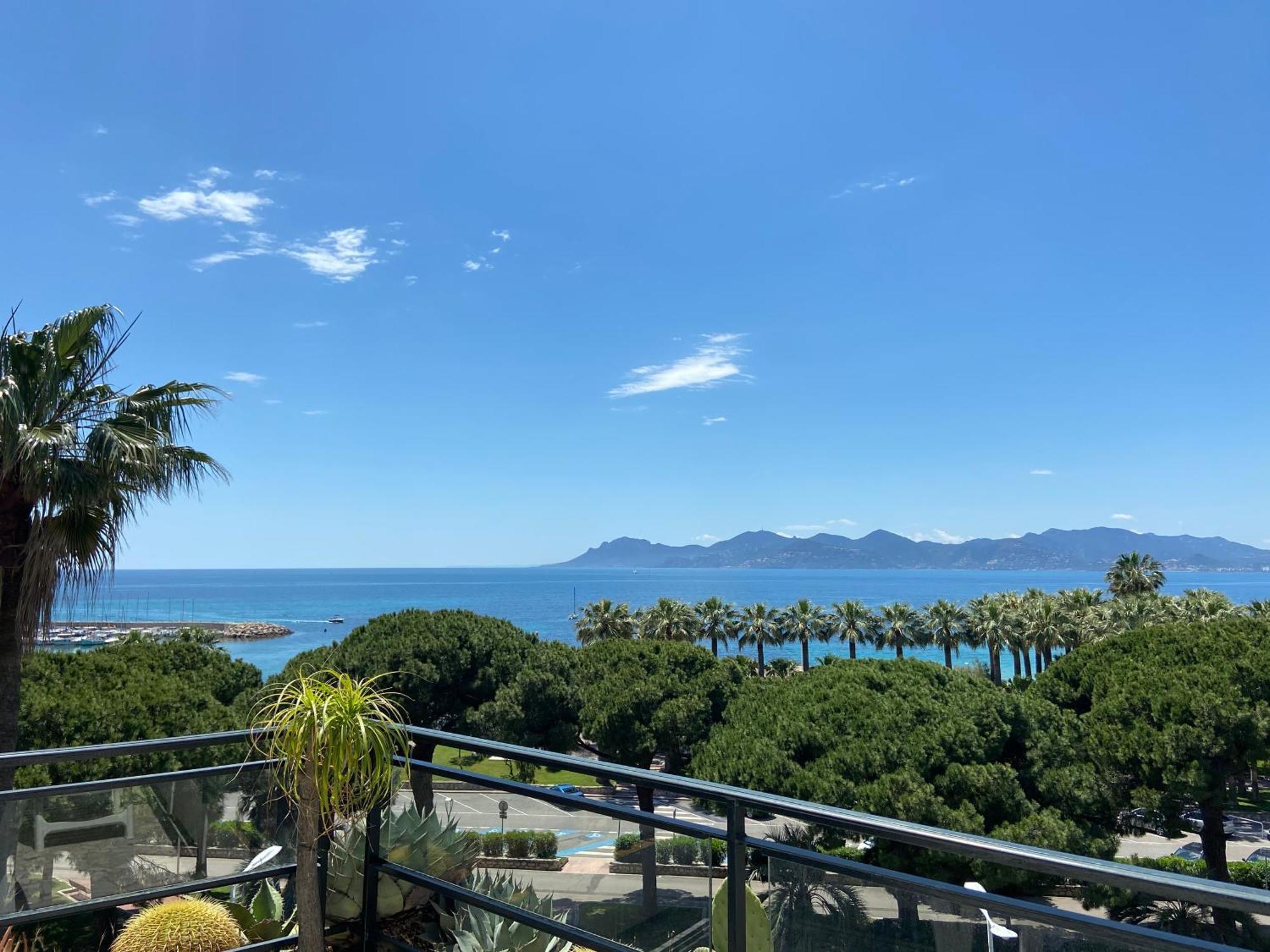 Palm Beach Studio Vue Port Canto Кан Екстериор снимка